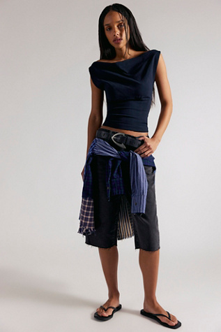 We The Free Low-Rise Relaxed Capri Jeans at Free People in Black, Size: 27