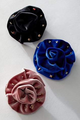 Rosette Stud Pack at Free People in Black