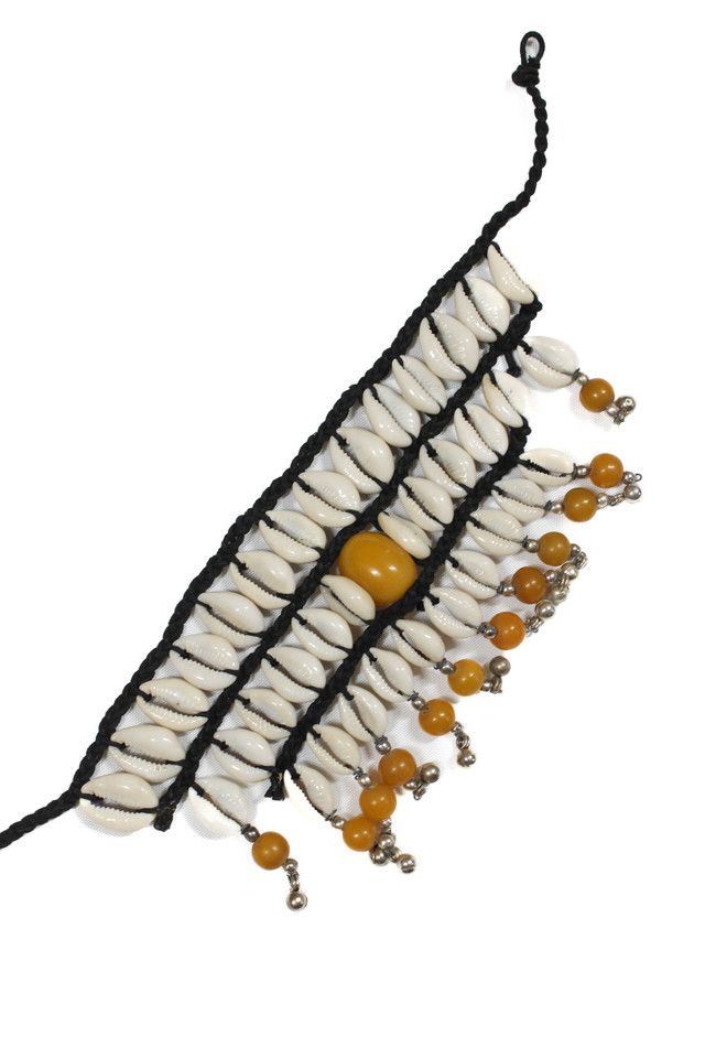 1990s Cowrie Shell Choker Selected By Moons + Junes Vintage #1