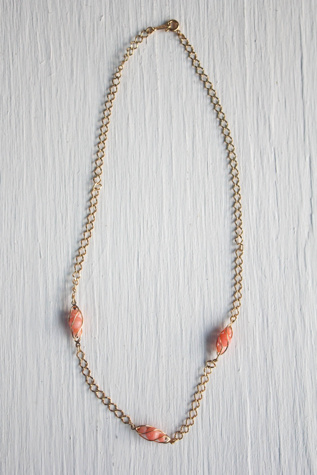 1980s Coral Cat Gold Layered Necklace Set Selected By Moons + Junes Vintage