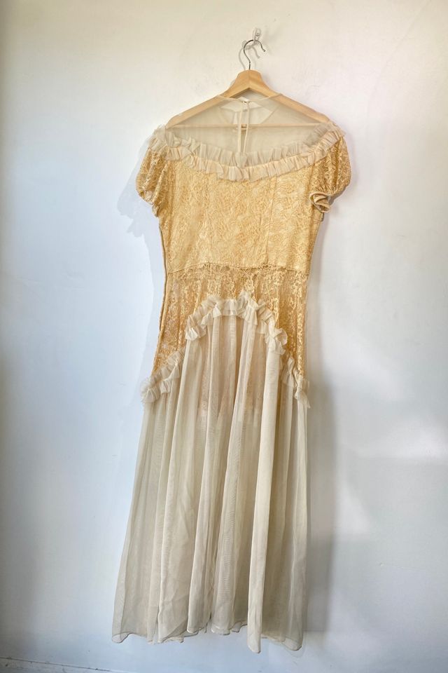 Vintage Cream Lace & Tulle Wedding Dress Selected by The Curatorial Dept. #1