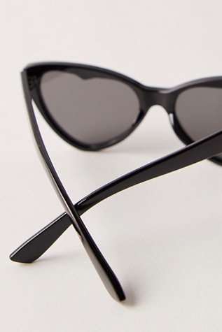 Lore Recycled Heart Cat Eye Sunglasses