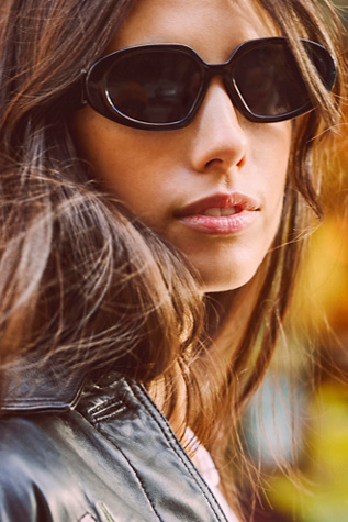 Avalon Oval Sunnies by I SEA at Free People in Black