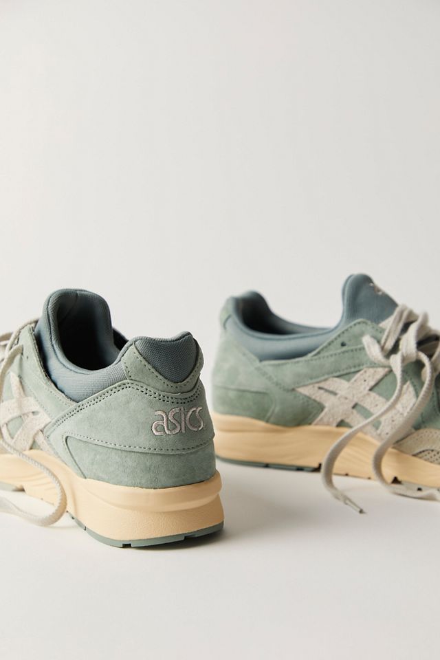 Asics gel lyte v store glacier grey & cream