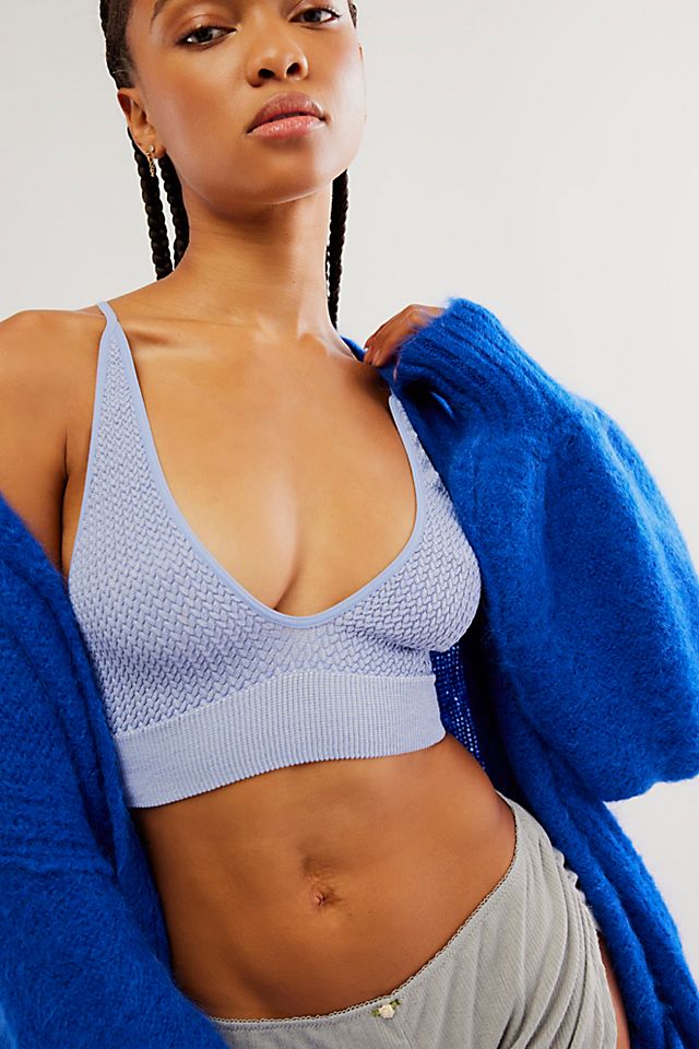 The Cozy Seamless Plunge Bralette