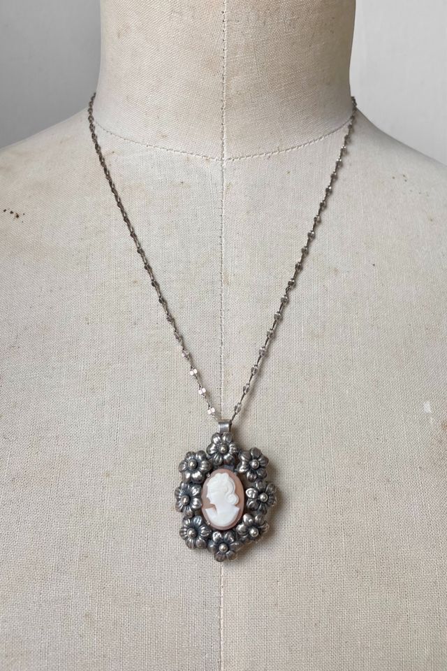 1940s Scandinavian Sterling Silver Floral Cameo Selected by MARMALADE #2