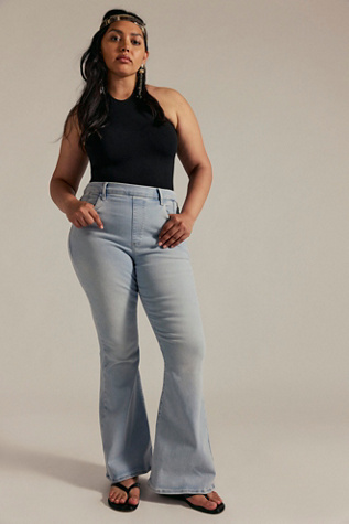 CRVY Infinite Stretch Pull-On Flare Jeans