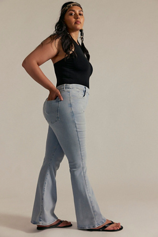 CRVY Infinite Stretch Pull-On Flare Jeans