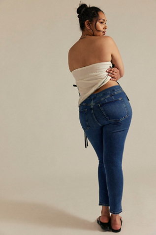 CRVY Infinite Stretch Pull-On Skinny Jeans