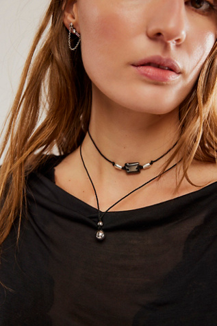 Manhattan Choker at Free People in Black