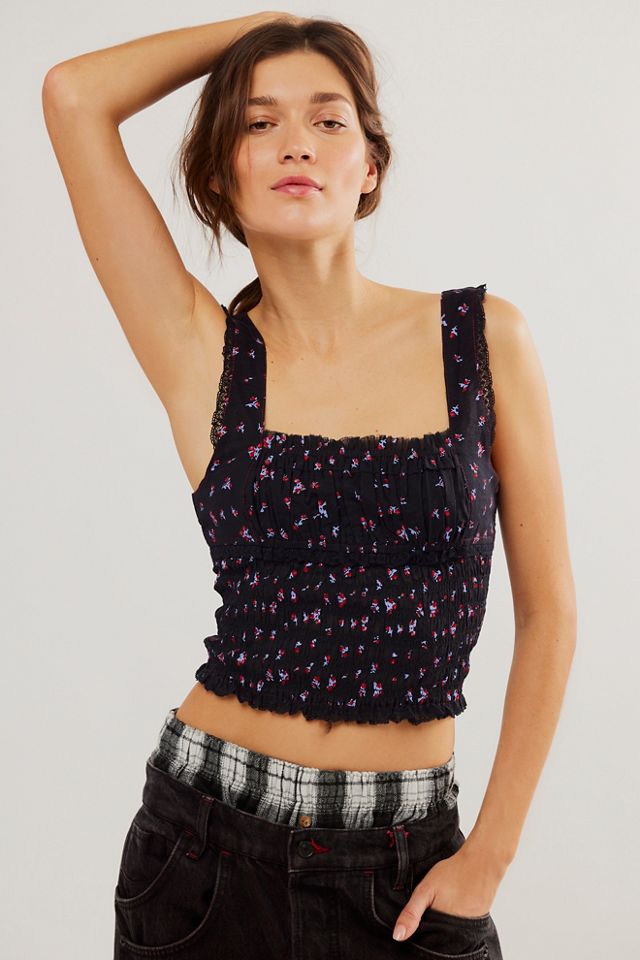 Top Cami By White House Black Market Size: Xs