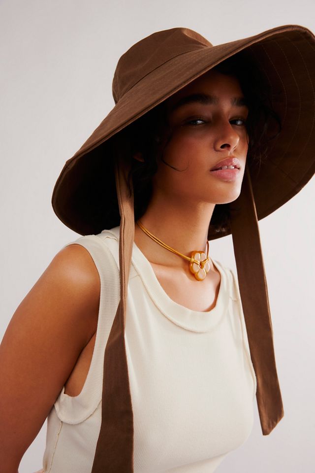 sideline bucket hat