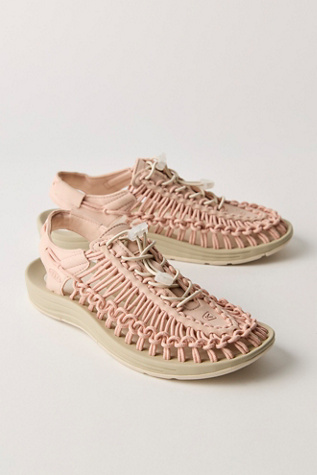 Женские кроссовки KEEN Uneek Woven, цвет: Розовый — фото 2