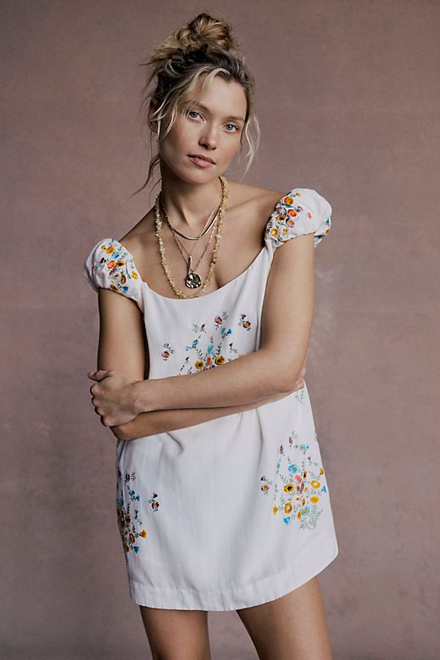white floral embroidered dress Novoli Embroidery Midi It has supportive underwired cups and laces up to the back to cinch the fit in Suzette White Floral Embroidered Midi