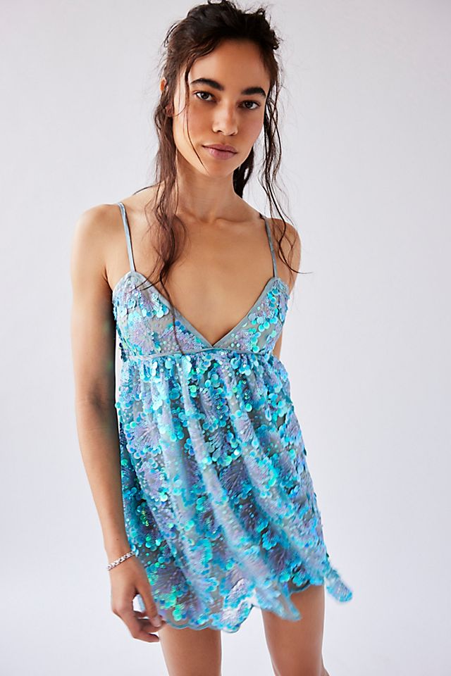 free people mini dress Harlow by in Medium Wash, Size: M Simple yet chic Wildflower Embroidered Mini Dress |