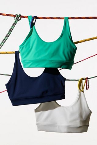 Win Win Scoop Neck Sports Bra