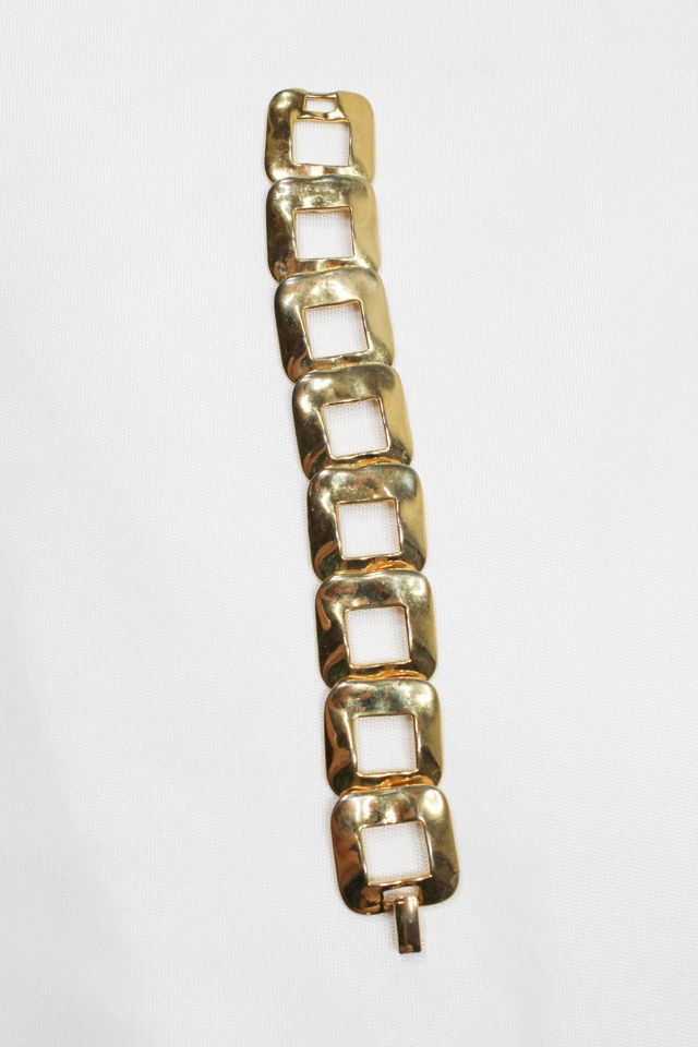 1980s Gold Chunky Chain Bracelet Selected By Moons + Junes Vintage #1