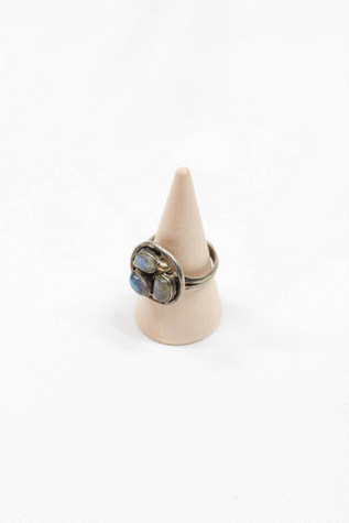 1970s Triple Stone Labradorite Ring Selected By Moons + Junes Vintage