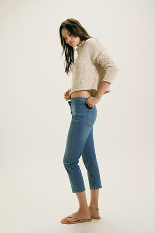 We The Free Knockout Mid-Rise Crop Jeans at Free People in Medium Wash, Size: XS