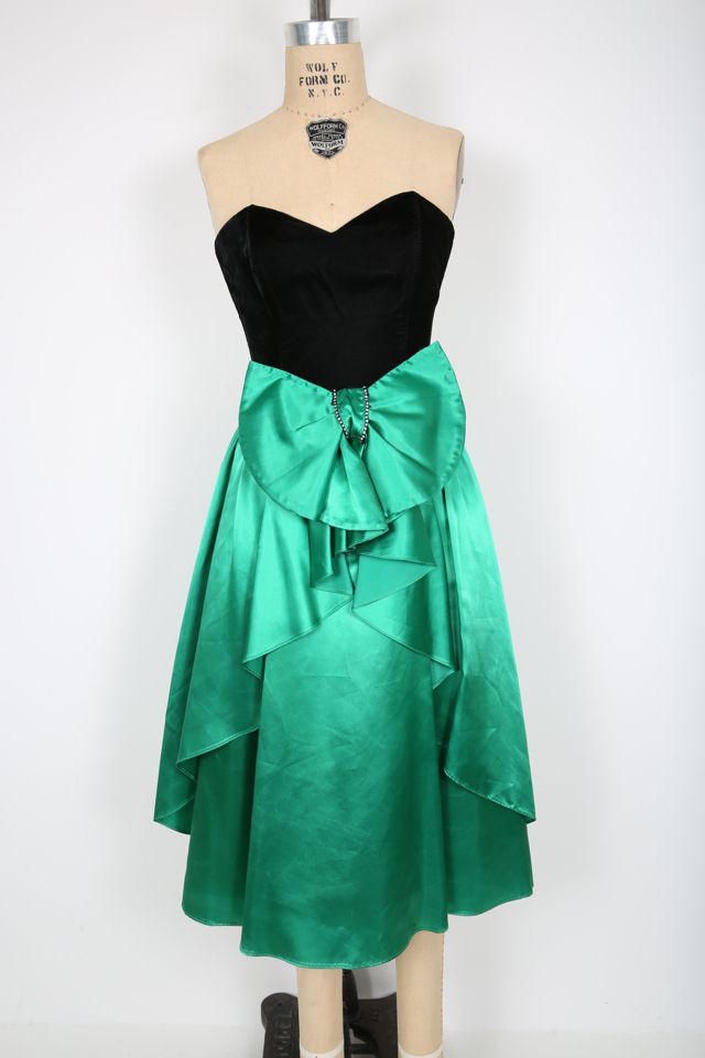 Free people green outlet velvet dress