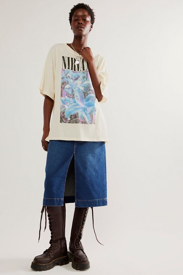 Daydreamer Nirvana Flower One-Size Tee #2