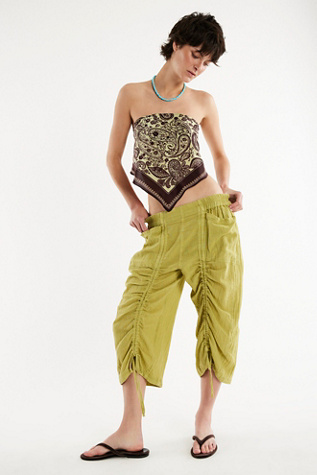 Gianna Ruched Gaucho Pull-On Pants by Free People in Green, Size: M