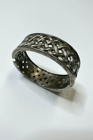 1970s Metal Celtic Braided Cuff Selected by Cherry