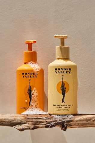 Wonder Valley Shampoo at Free People in Sandalwood Yuzu