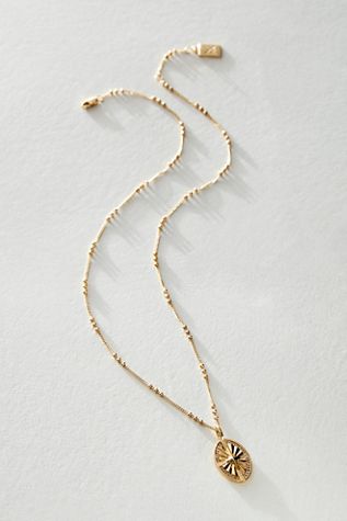 Brinley Chain With Wanderlust Charm