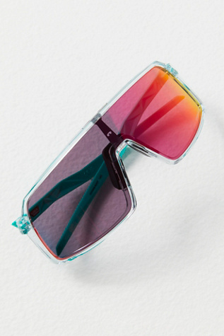 Free People Far Out Round Sunglasses By - Baby Blue