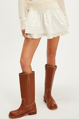 Blaze Pull-On Boots product page