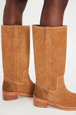 Blaze Pull-On Boots product page