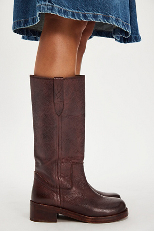 Blaze Pull-On Boots product page