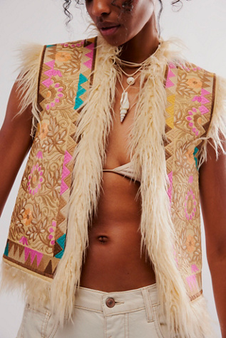 新品 todayful Embroidery Middle Vest エクリュ 楽天市場】【予約】TODAYFUL トゥデイフル Embroidery Middle Vest 24