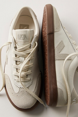 Veja Volley Sneakers
