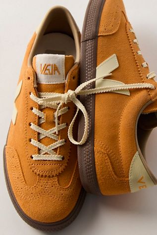 Veja Volley Trainers