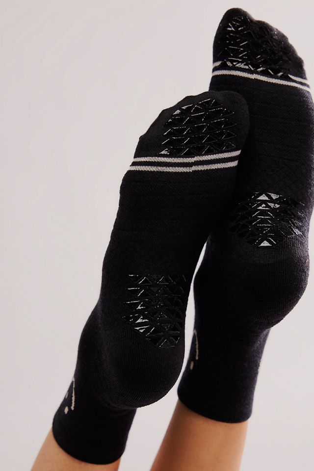 Happy Ankle Runner Grip Socks #1