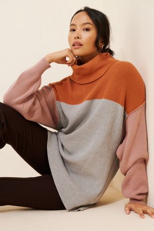 Color-Blocked Knit Tunic