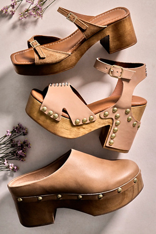 Cecily Clogs