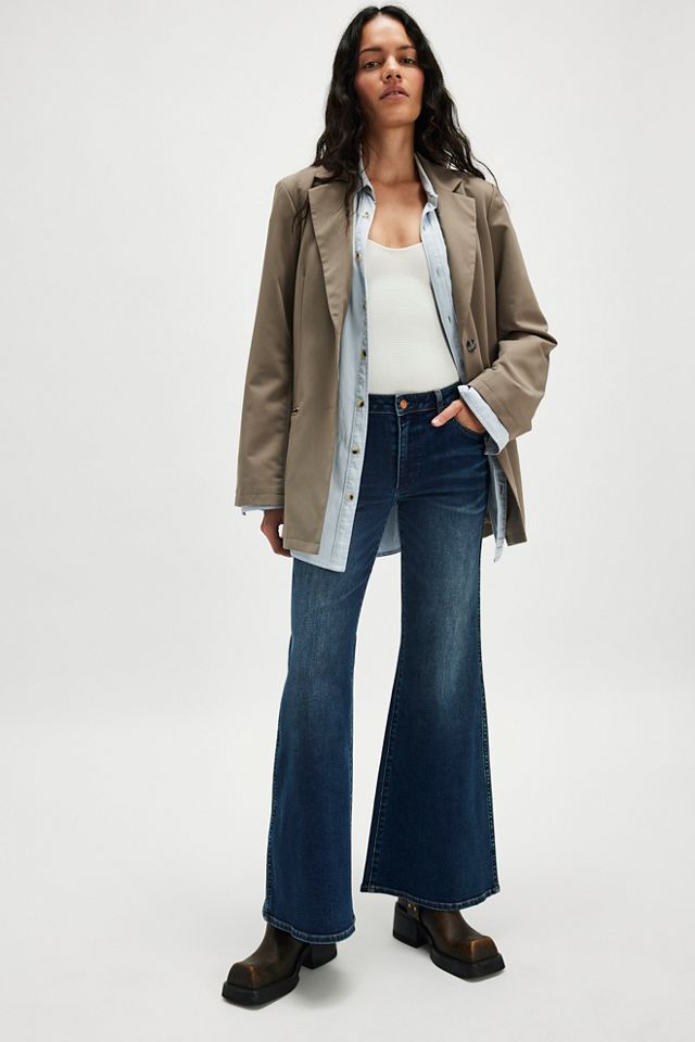 Wrangler Wanderer Mid-Rise Flare Jeans #2