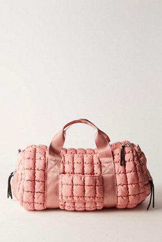 Женская сумка FP Movement Quilted Duffle, цвет: Ballet Slipper — фото 5
