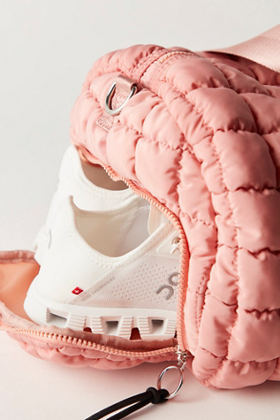 Женская сумка FP Movement Quilted Duffle, цвет: Ballet Slipper — фото 6
