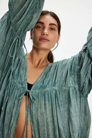 Juliet Kimono at Free People in Sage