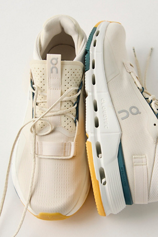 On Cloudnova 2 Sneakers