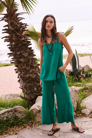 Sightseer Linen Co-Ord product page