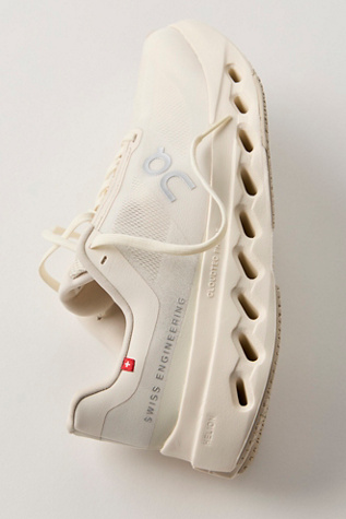 On Cloudsurfer Next Sneakers
