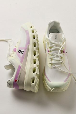 On Cloudvista 2 Sneakers