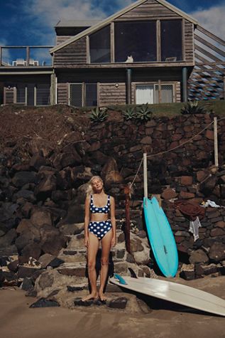Hammies Surf Top