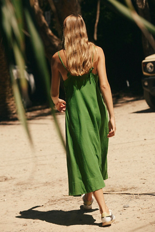 Emmers Linen Midi by free-est at Free People in Banana Leaf, Size: XS