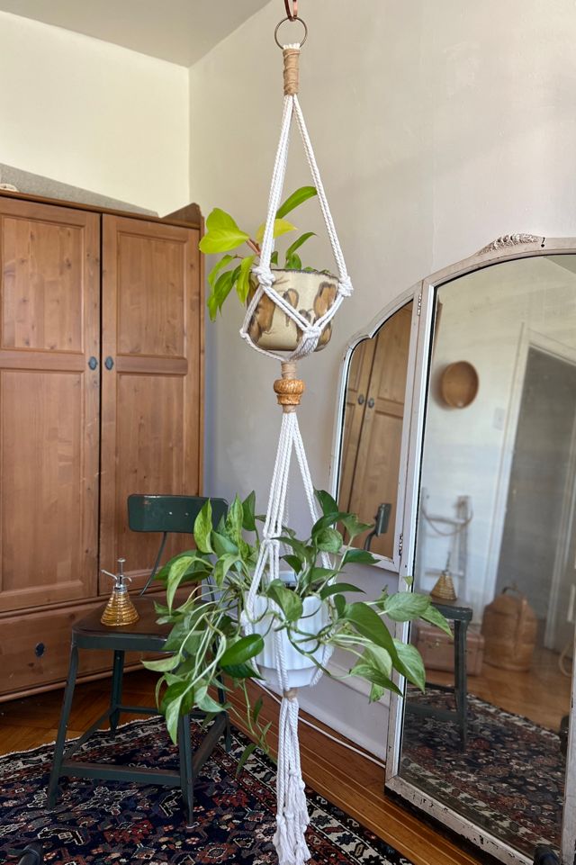 KIT Macramé Beaded Plant Hanger, DIY Macrame Plant Hanger, Plant